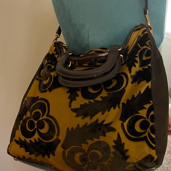 Prada Handbag - Picture 3 of 15